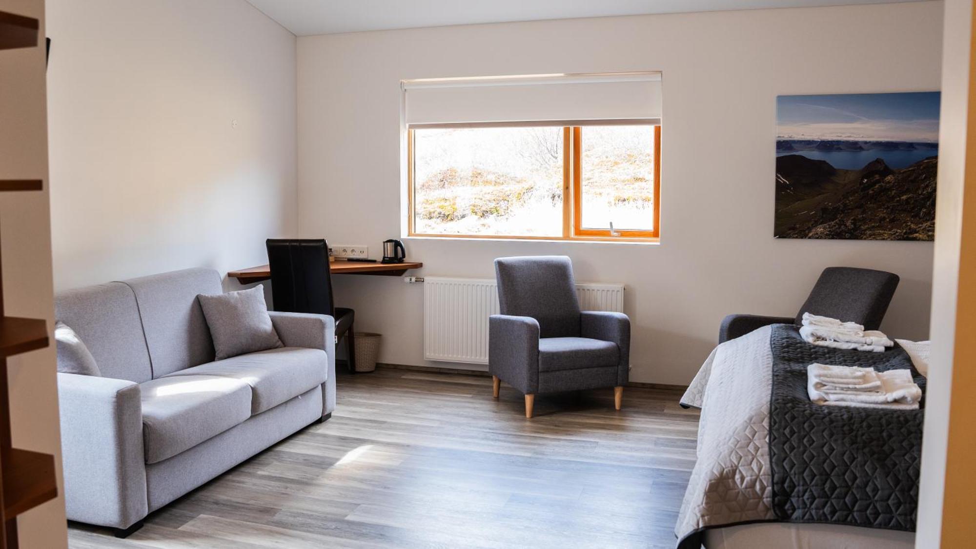 Hotel Flokalundur Brjanslaekur Экстерьер фото